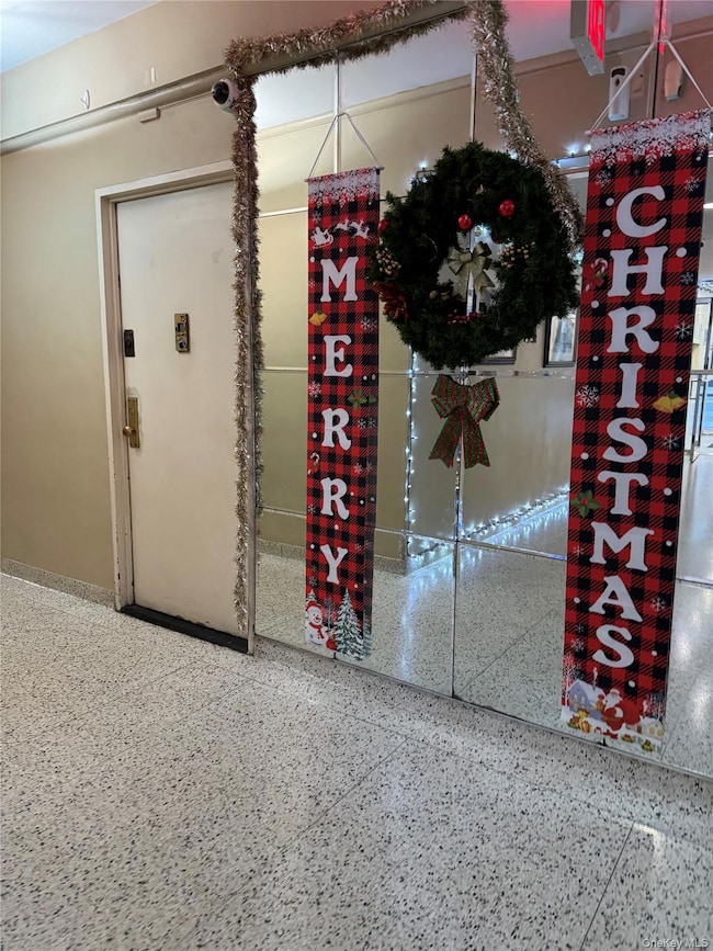 89-15 Parsons Blvd unit 9, Jamaica, NY 11432 - photo 4