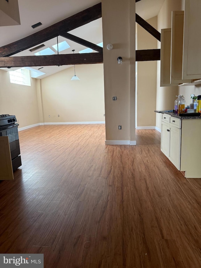 550-52 N 52nd St unit 3, Philadelphia, PA 19131 - photo 4