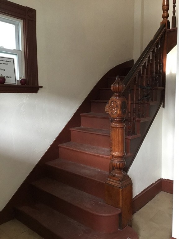 455 Meridian St, Boston, MA 02128 - photo 4