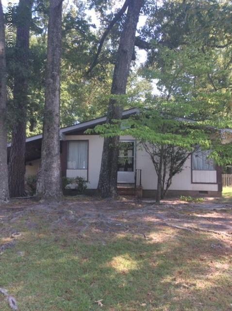 140 Cardinal Rd, Jacksonville, NC 28546 - photo 2