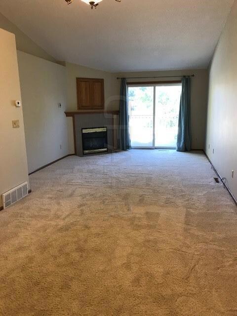 817 Kirkwood Dr, Grand Forks, ND 58201 - photo 3