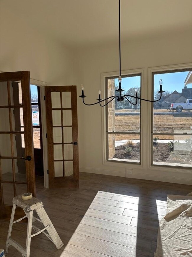 124 Oaks Springs Ln, Weatherford, TX 76087 - photo 6