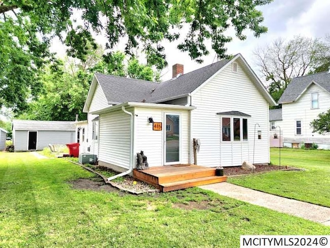 415 Thompson St, Sheffield, IA 50475 | MLS# 240413 | Homes.com