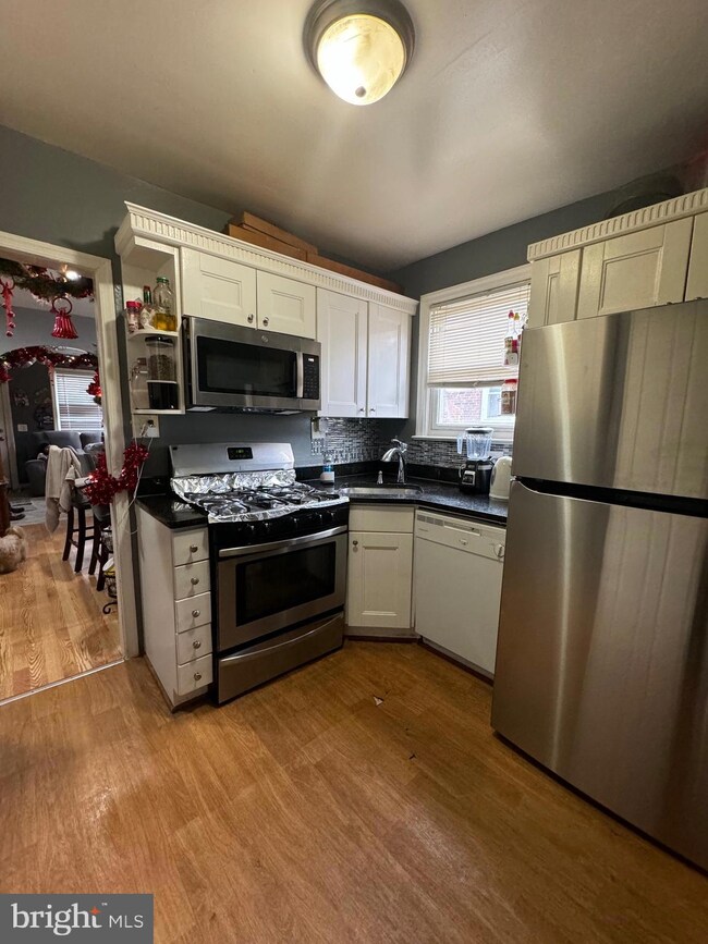 5029 Fable St, Capitol Heights, MD 20743 - photo 4