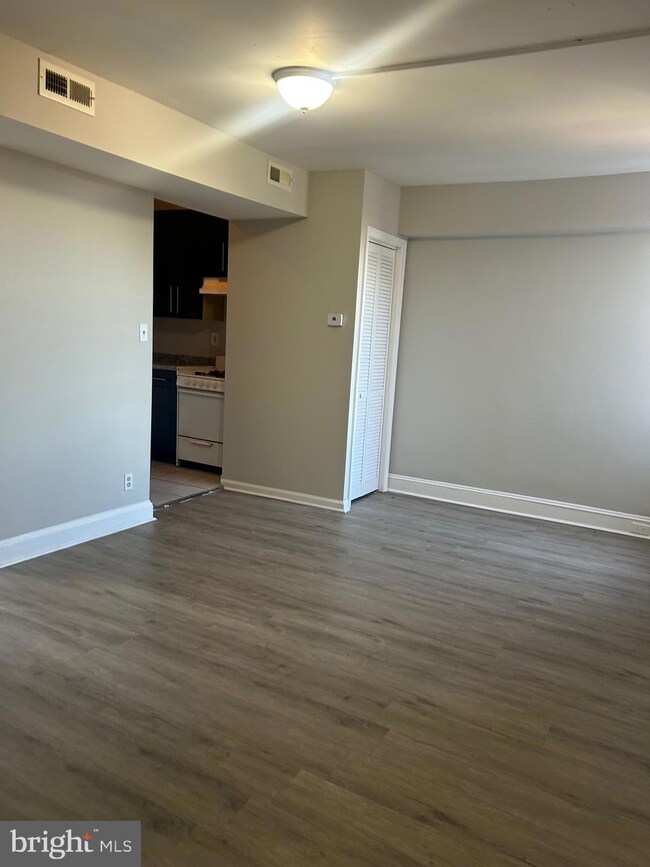 1413 W Baltimore St unit 6, Baltimore, MD 21223 - photo 2