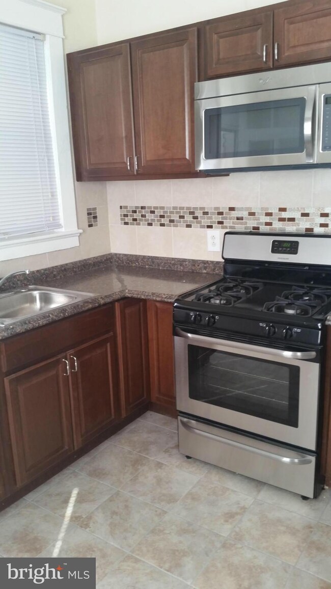 6606 Harford Rd unit A, Baltimore, MD 21214 - photo 2