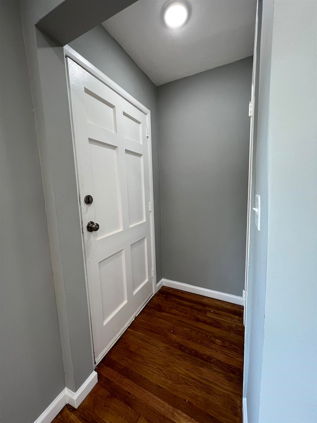 50 College Dr, Jersey City, NJ 07305 - photo 4