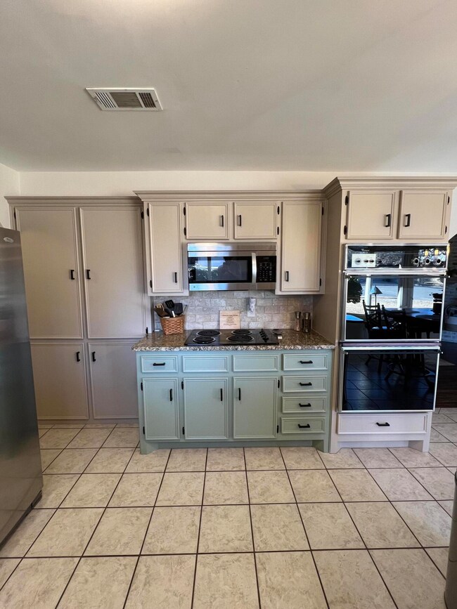 4702 79th Street, Lubbock, TX 79424 phot