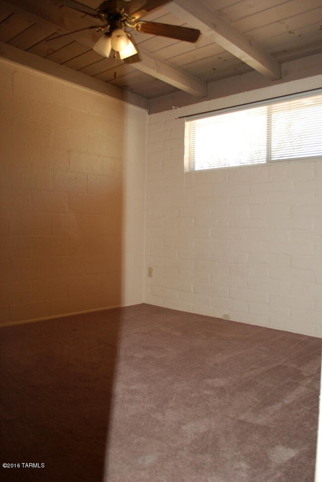 319 E Roger Rd, Tucson, AZ 85705 - photo 5