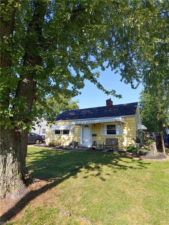 3865 Meadow Ln, Lorain, OH 44055 - photo 3