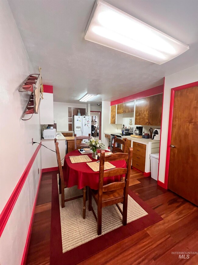 1811 Miller Ave, Burley, ID 83318 - photo 7