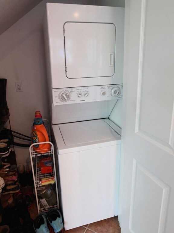 125 Berkley St unit A, Taunton, MA 02780 - photo 7