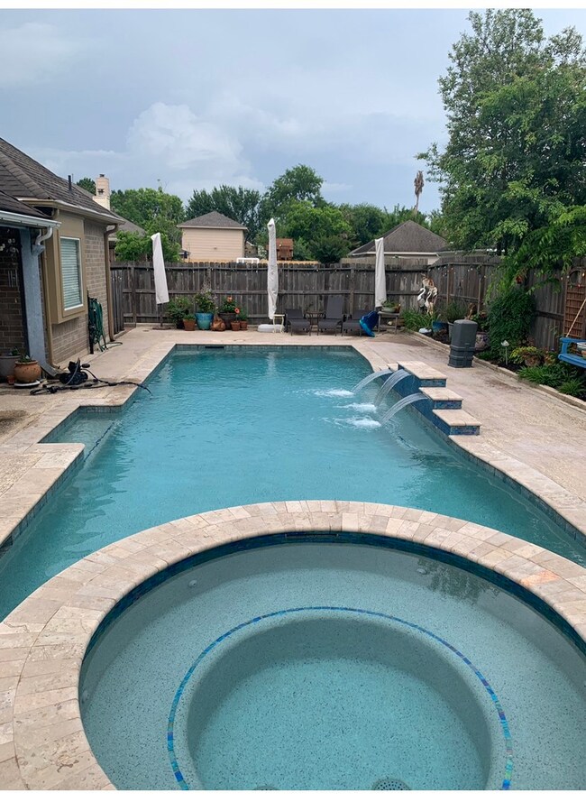 2403 San Augustine Ln, Friendswood, TX 77546 - photo 5