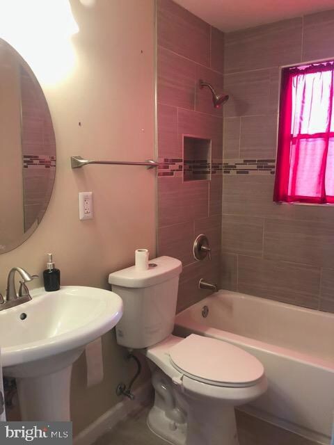 2136 Redthorn Rd, Middle River, MD 21220 - photo 5