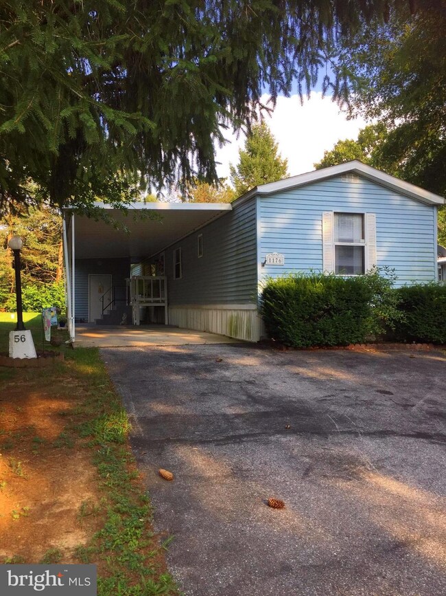 1176 Leisure Dr, Chambersburg, PA 17202 - photo 2