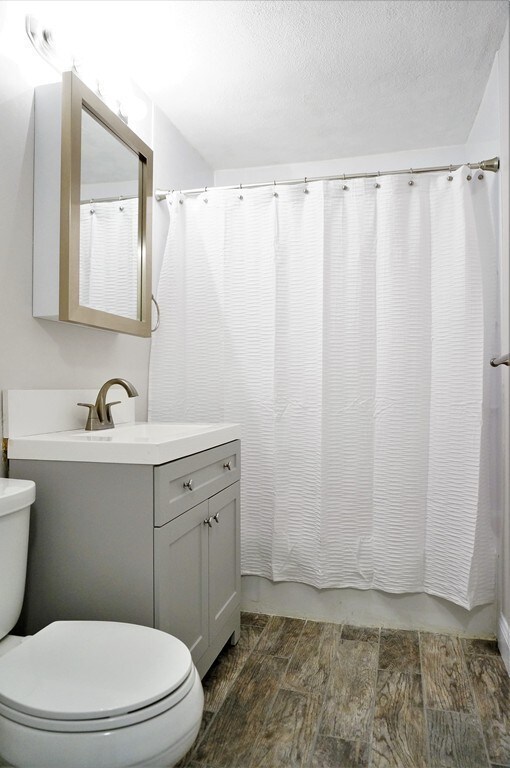 11 Riverside Ave unit 212, Danvers, MA 01923 - photo 5