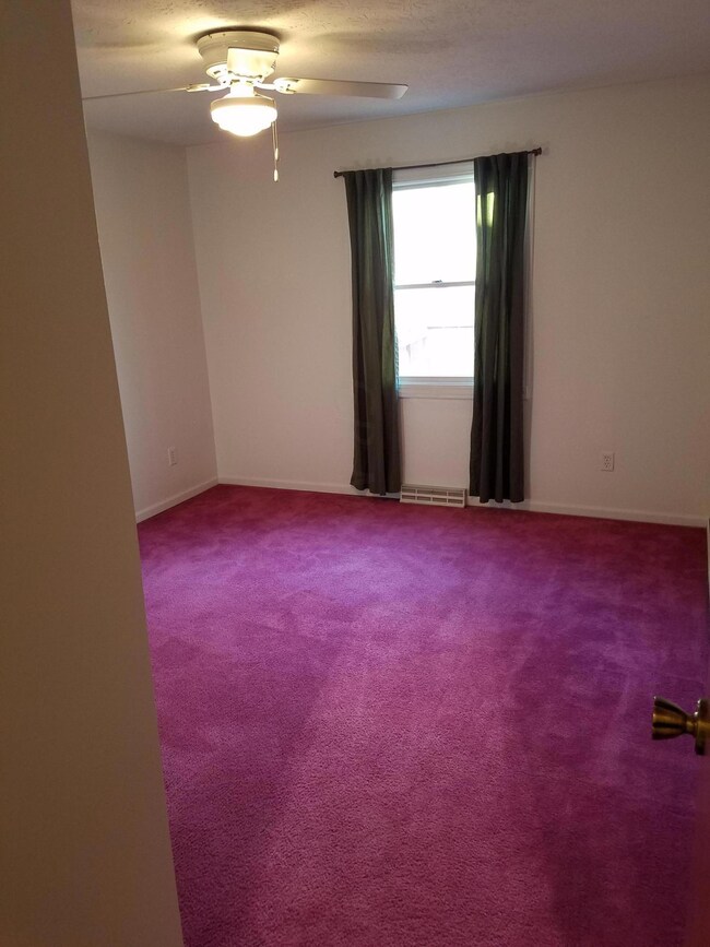 7621 Pickett Ln unit 2, Columbus, OH 43235 - photo 4