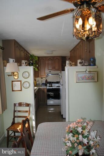 12015 Belvedere Rd, Hagerstown, MD 21742 - photo 7