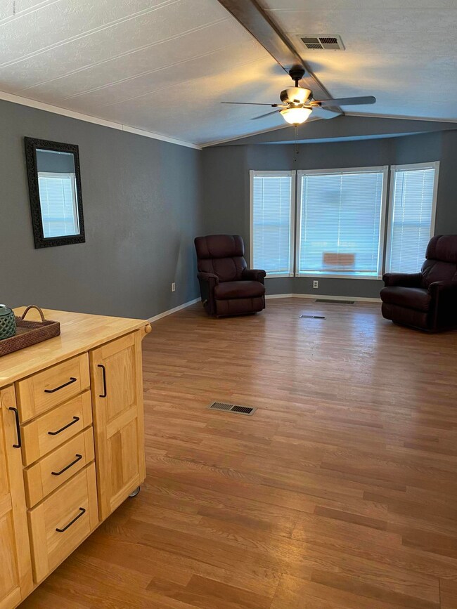 9421 E Main St unit 25, Mesa, AZ 85207 - photo 6