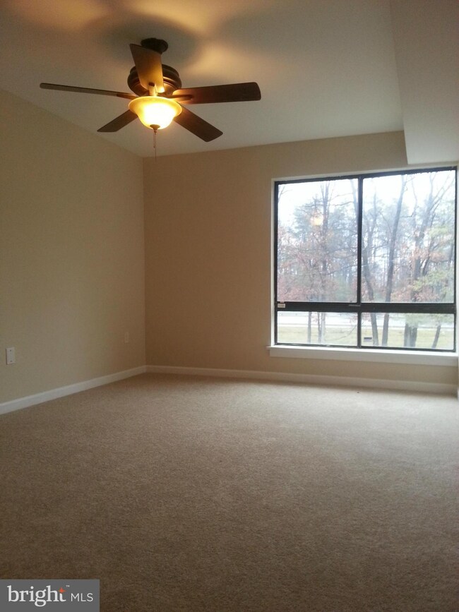 8403 Greenbelt Rd unit 2, Greenbelt, MD 20770 - photo 7