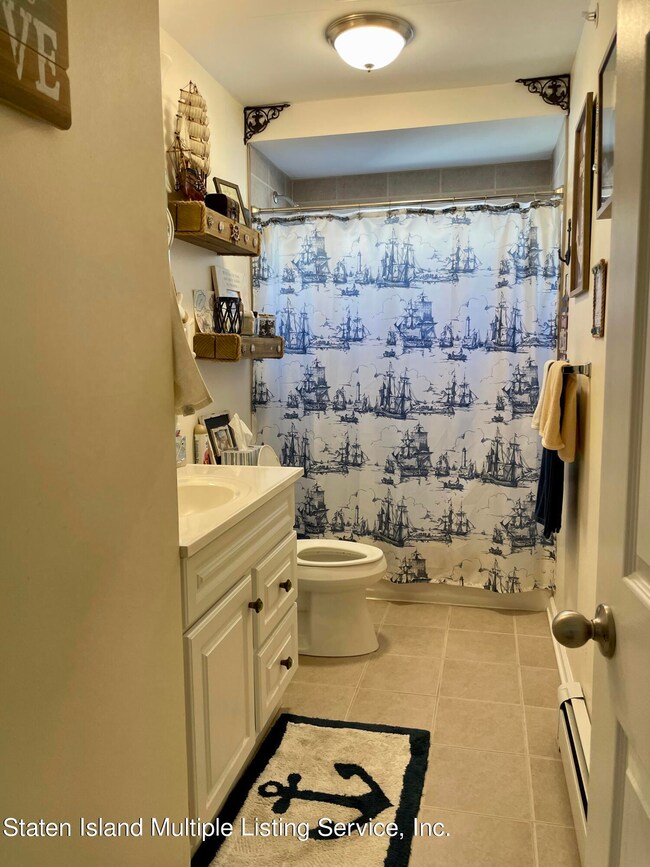 70 Mclaughlin St, Staten Island, NY 10305 - photo 7