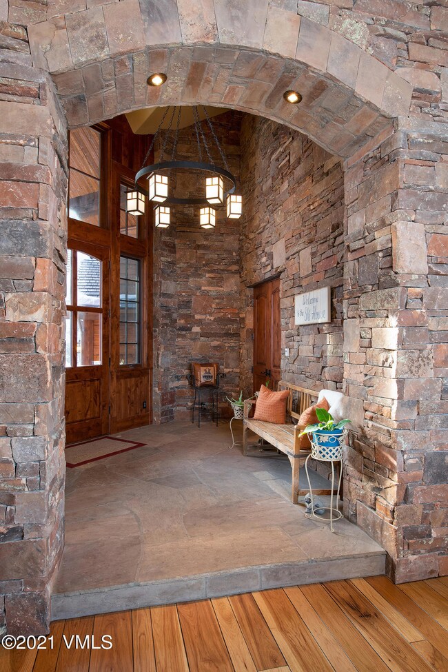 73SummitTrailNew_Entry_Resized