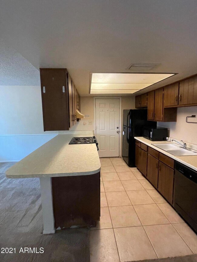 Kitchen IMG_0833