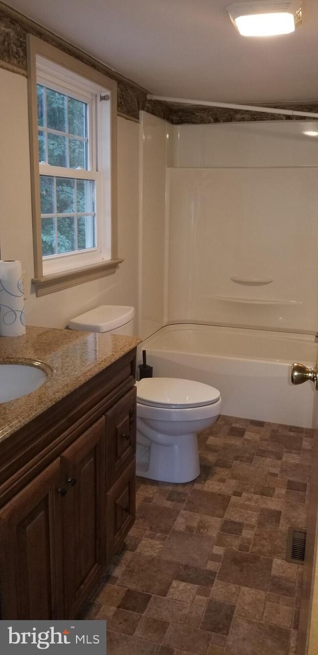 4302 Jacks Mill Rd, Chambersburg, PA 17202 - photo 6