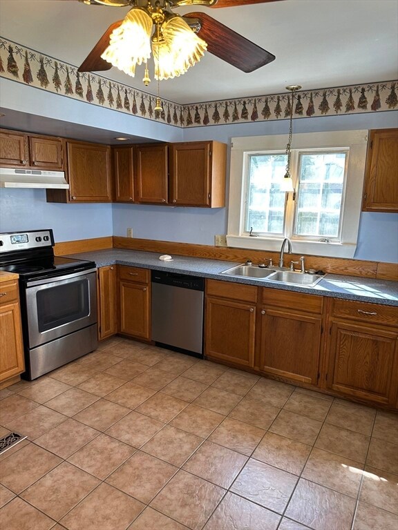 35 Converse St unit 1, Palmer, MA 01069 - photo 5
