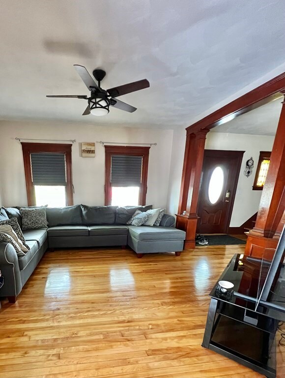 11 Frank St, Worcester, MA 01604 - photo 5