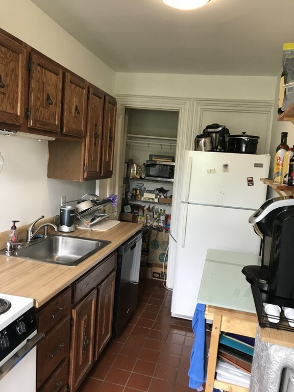 71 Montgomery St unit 3, Boston, MA 02116 - photo 5