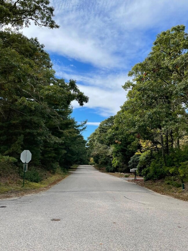 5 Boulder Cir, North Falmouth, MA 2556 - photo 4