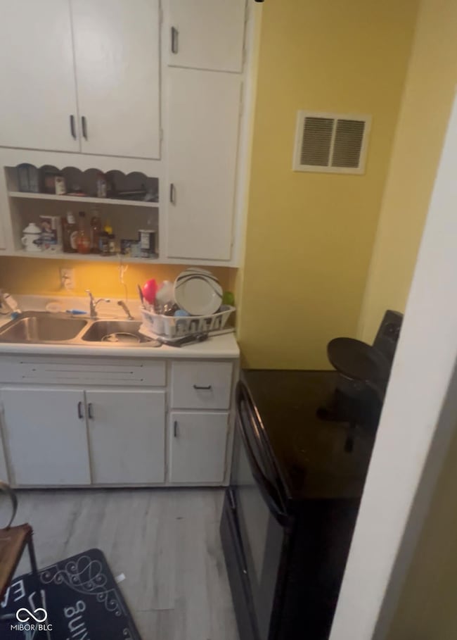 2048 N Euclid Ave, Indianapolis, IN 46218 - photo 6