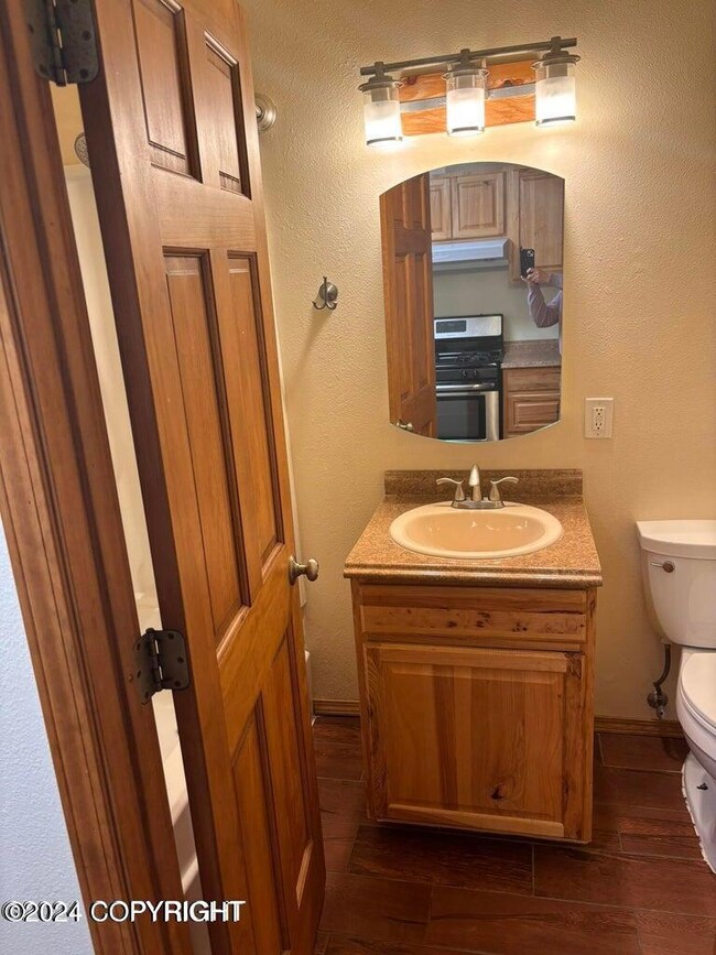 1082 W 26th Ave unit 12, Anchorage, AK 99503 - photo 6