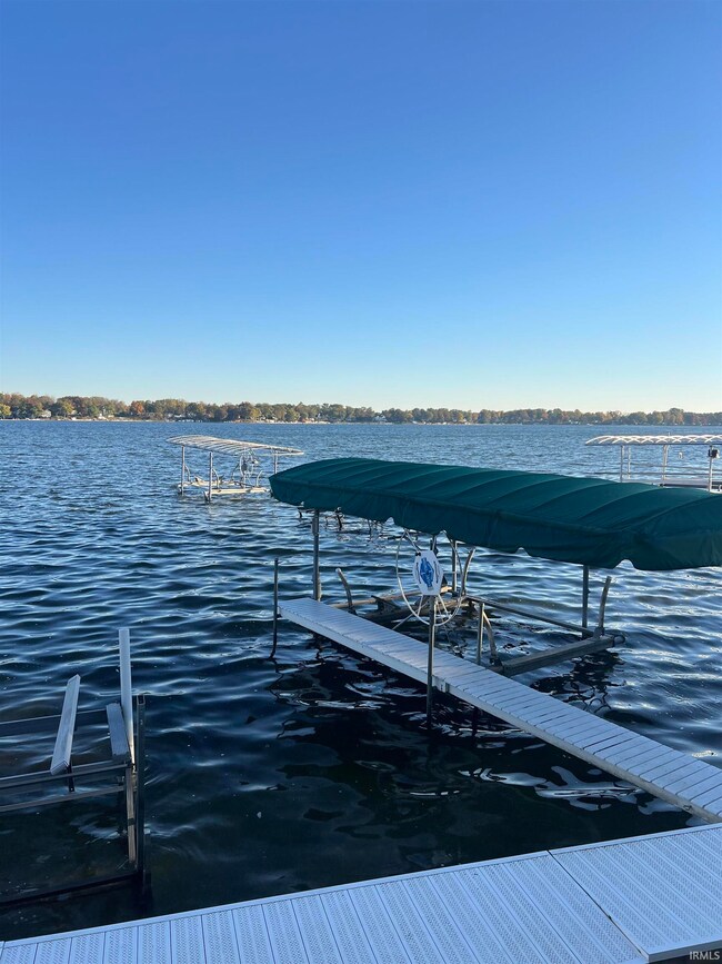 308 E Medusa St unit 2A, Syracuse, IN 46567 - photo 3