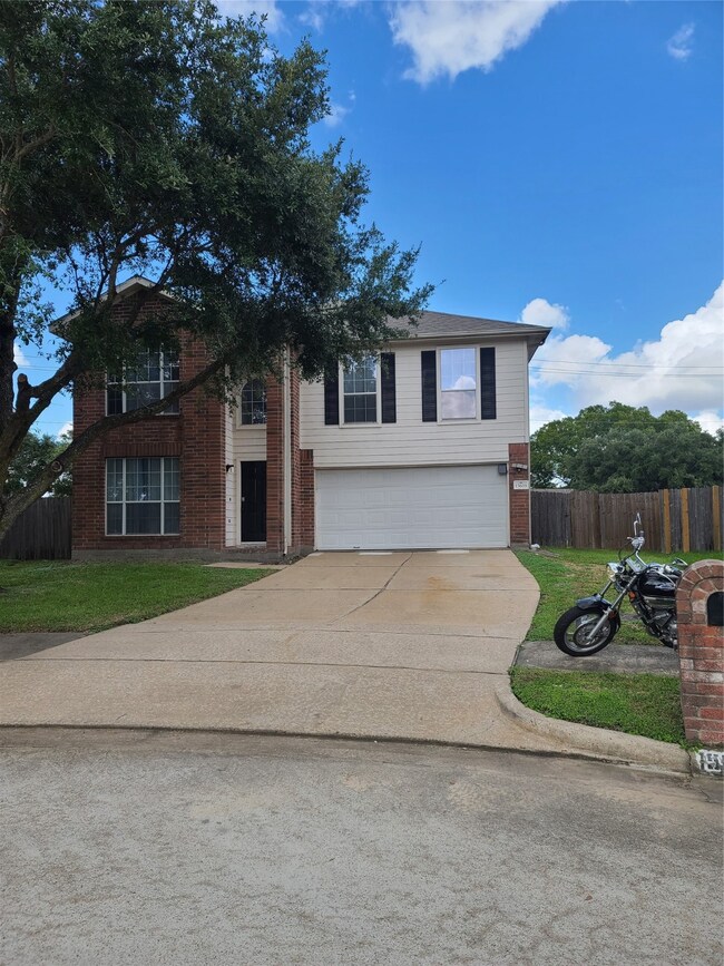 15603 Briargate Ct, Missouri City, TX 77489 - photo 2