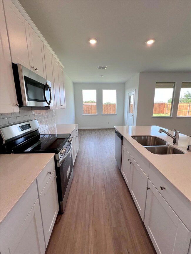 132 Ardsley Ln, Princeton, TX 75407 - photo 5