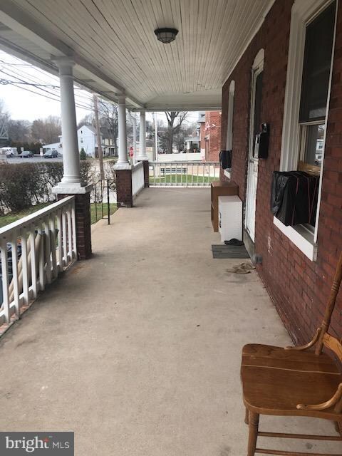 319 Edmonds Ave unit 2ND FL, Drexel Hill, PA 19026 - photo 2