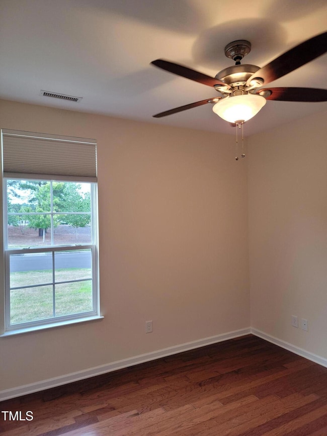103 Culp Hill - 2nd bedroom ceiling ligh