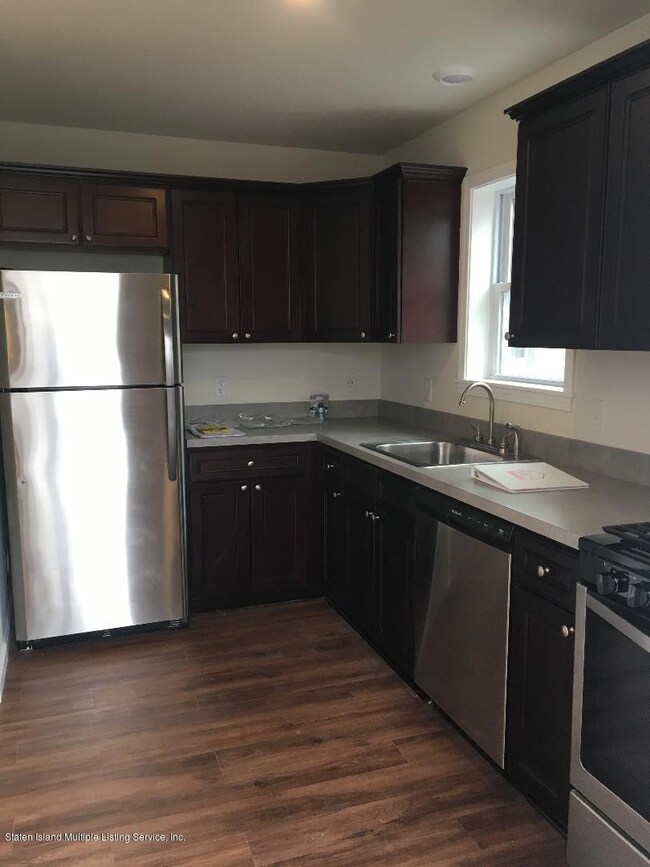 822 Nugent Ave, Staten Island, NY 10306 - photo 4