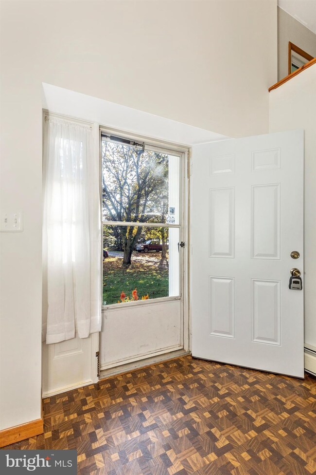 6617 Horst Rd, Chambersburg, PA 17202 - photo 2