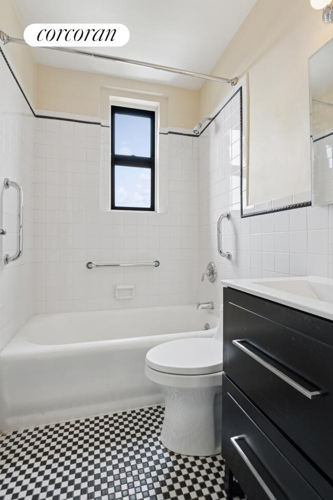 50 W 106th St unit 15-A, New York, NY 10025 - photo 5