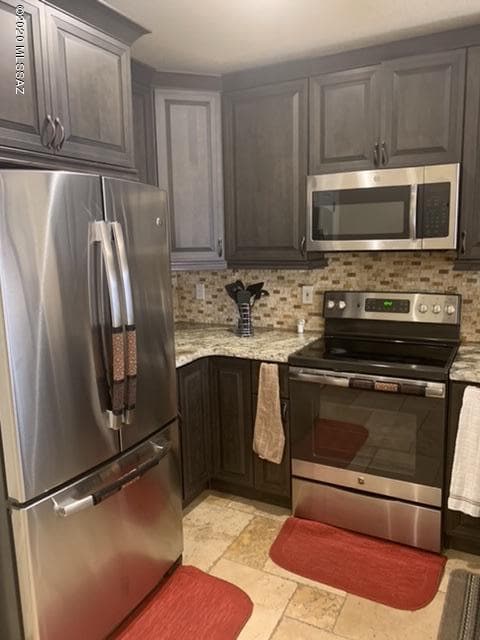 8287 stainless appliances
