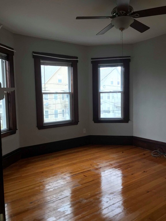 53 Vernal St unit 2, Everett, MA 02149 - photo 5