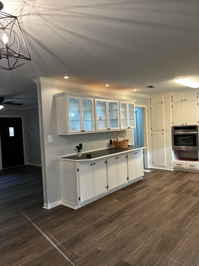 3909 Wood St, Texarkana, TX 75503 - photo 5