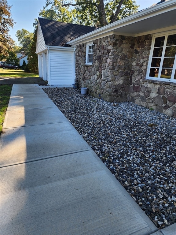 236 Pondview Dr, Springfield, MA 01118 - photo 2