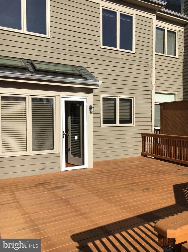 104 Lancefield Rd, Baltimore, MD 21209 - photo 5