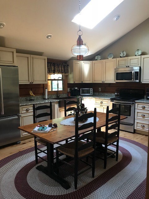 21 Perryville Rd, Rehoboth, MA 02769 - photo 6