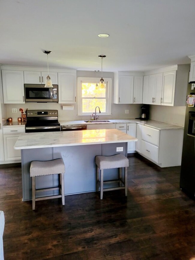 347 Mason Rd, Milford, NH 03055 - photo 3