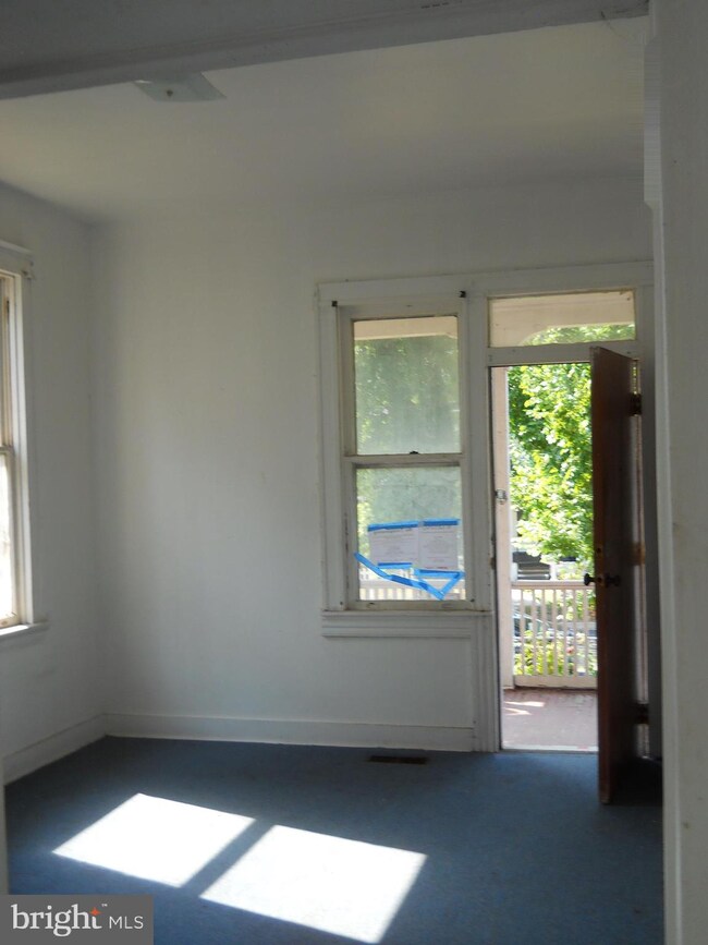 3008 Clifton Ave, Baltimore, MD 21216 - photo 6